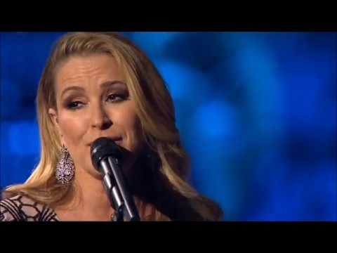 Youtube: Anastacia - I Don't Want to Miss a Thing (Live a "Music" 18/01/2017)