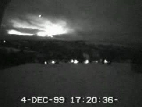 Youtube: UFO - Hessdalen, Norway, December 4, 1999