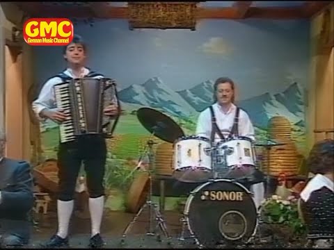 Youtube: Original Naabtal Duo - Muss i denn zum Städtele hinaus 1992