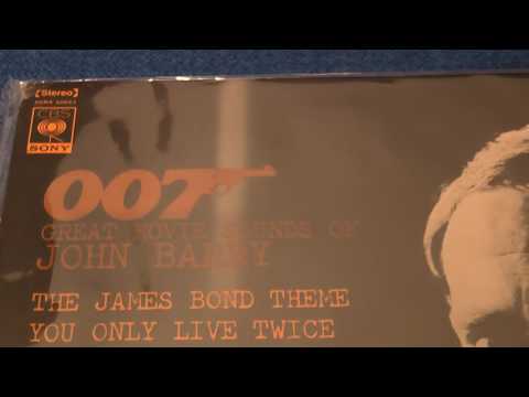 Youtube: Vinyl HQ, John Barry 007 James Bond Theme on 1964 PE33 Studio broadcast turntable w. Shure M33/7
