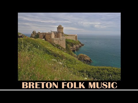 Youtube: Folk music from Brittany - Ar Soudarded Zo Gwisket E Ruz