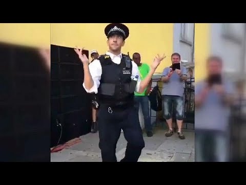 Youtube: Verstecktes Talent? Die 5 besten Tanzeinlagen von Polizisten