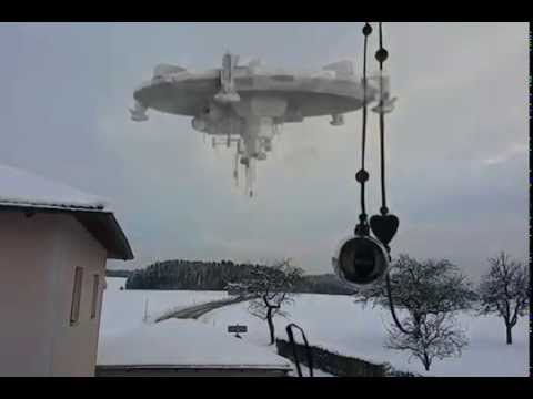 Youtube: UFO Sighting  |  FX Angriff der Aliens <i class=