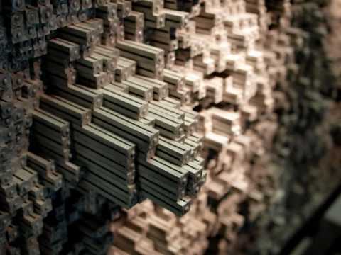 Youtube: A Number Of Names - Shari Vari (The Hacker & Vitalic Remix)