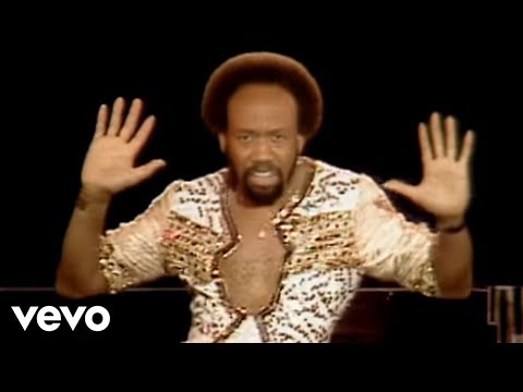 Youtube: Earth, Wind & Fire - Boogie Wonderland (Official Video)
