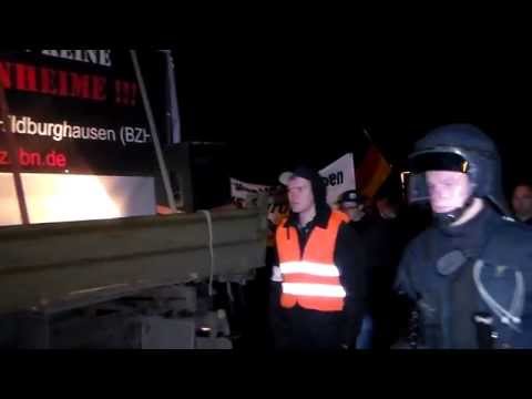 Youtube: Judenhass und Rassenwahn - Eindrücke der 1. Thügida-Demo am 23. März 2015 in Erfurt