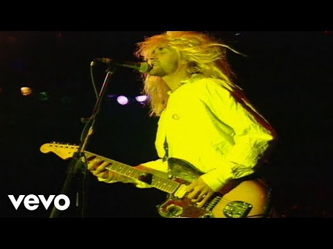 Youtube: Nirvana - Breed (Live a Reading 1992)