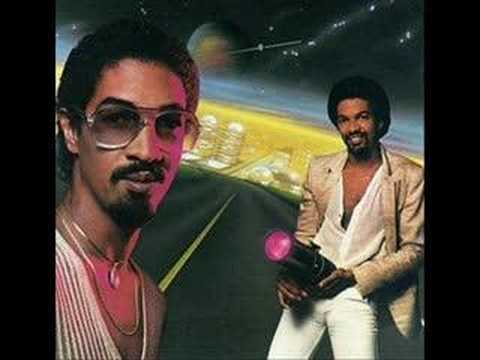 Youtube: Brothers Johnson- Streetwave