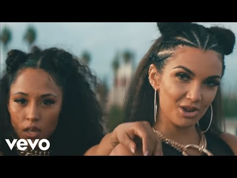 Youtube: Elettra Lamborghini - Pem Pem (Official Video)