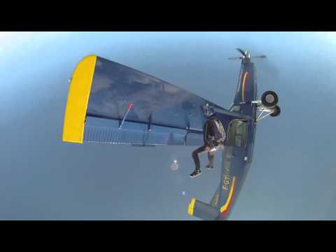 Youtube: Danse avec le pil ! - Dancing with a plane !