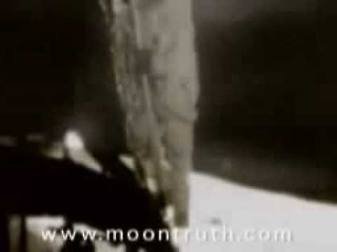 Youtube: mondlandung scheinwerfer kommt geflogen!!! First Moon Landing 1969 ?