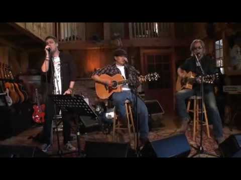 Youtube: "She's Gone" - Rob Thomas & Daryl Hall