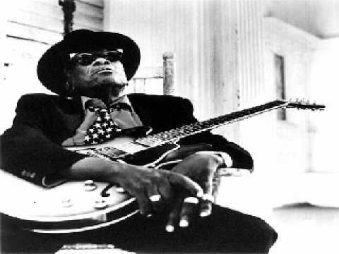 Youtube: John Lee Hooker - serves me right to suffer