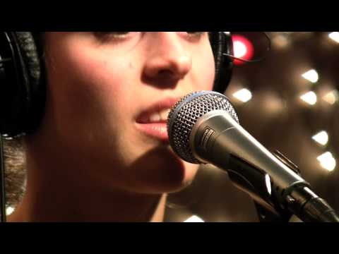 Youtube: Dessa - Seamstress (Live on KEXP)