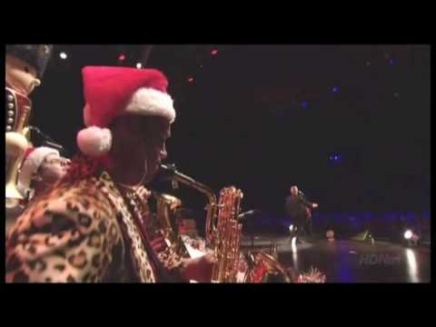 Youtube: The Brian Setzer Orchestra's Christmas Extraveganza in HD, Open