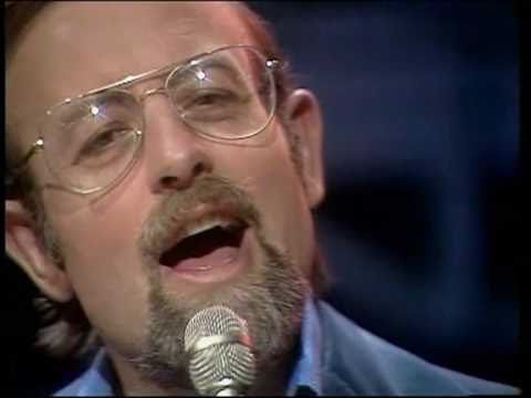 Youtube: Roger Whittaker - The Last Farewell 1975