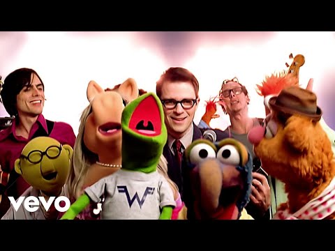 Youtube: Weezer - Keep Fishin' (Official Music VIdeo)