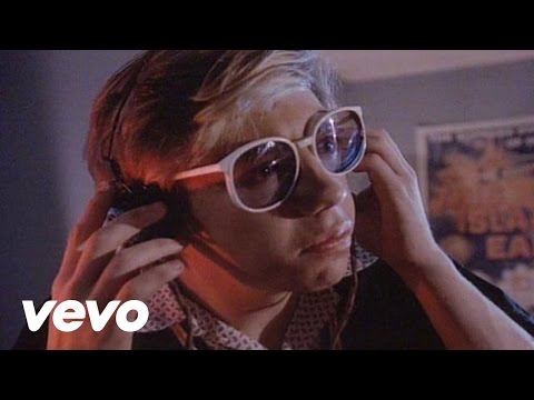 Youtube: A Flock Of Seagulls - (It's Not Me) Talking (Video)