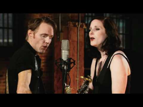 Youtube: Whitehorse - I'm On Fire