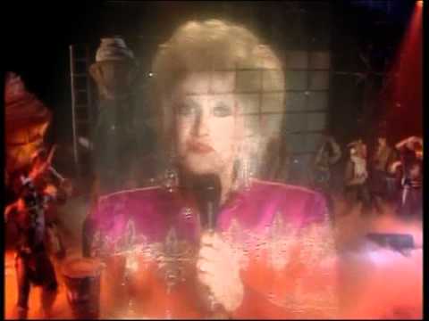 Youtube: The KLF (feat Tammy Wynette)  - Justified & Ancient TOTP (HQ)
