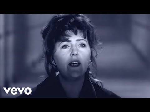 Youtube: Maggie Reilly - Everytime We Touch (Official Video)