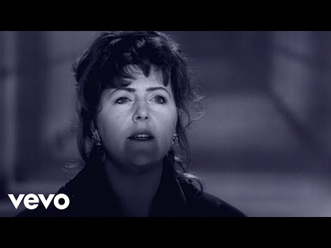 Youtube: Maggie Reilly - Everytime We Touch (Official Video)