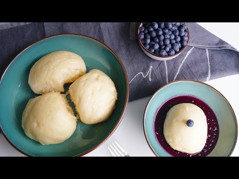 Youtube: Hefeklöße / Dampfnudeln mit Heidelbeeren - einfach selbst gemacht - Rezept wie von Oma