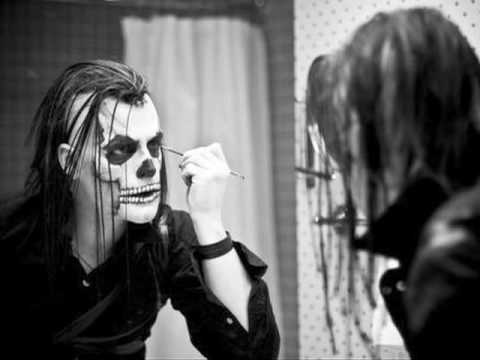 Youtube: Michale Graves - Crying On Saturday Night