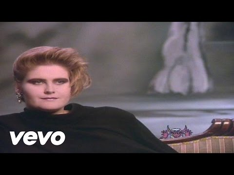 Youtube: Alison Moyet - That Ole Devil Called Love (Version 2)