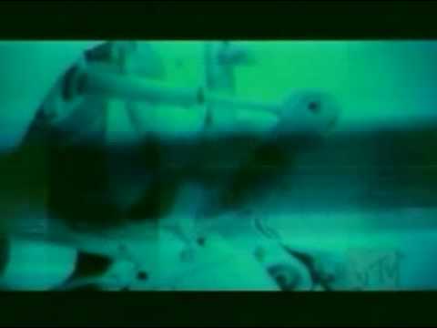 Youtube: Autechre - Second Bad Vibel(Chris Cunningham)