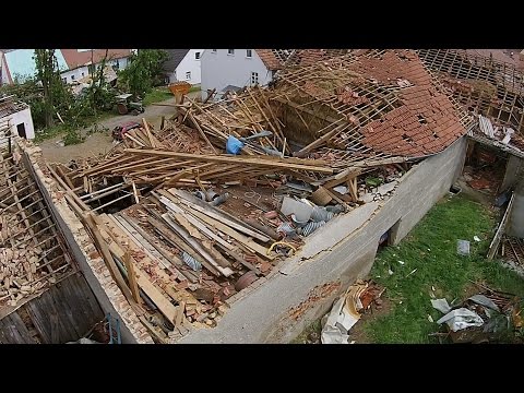 Youtube: Tornado über Augsburg: Luftbilder zeigen Verwüstung von Gebenhofen Affing