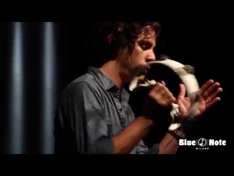 Youtube: Jack Savoretti - The Other Side of Love - Live @ Blue Note Milano
