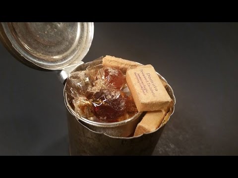 Youtube: 1942 US Army Field Ration C B Unit MRE Taste Test Vintage Meal Ready to Eat Oldest Food Review
