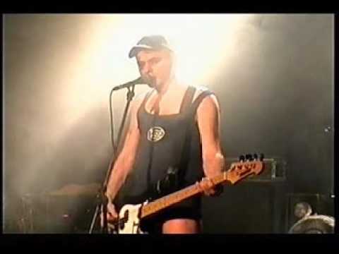 Youtube: The Bates - Live'99 - Der Einsame