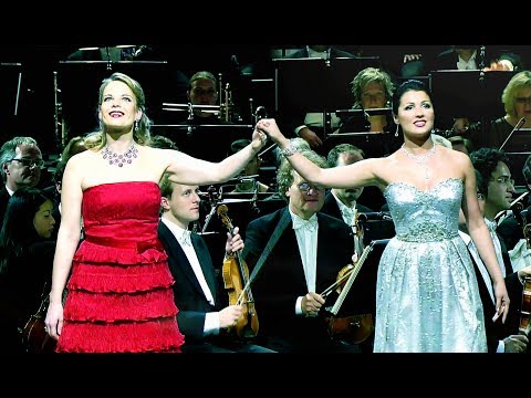 Youtube: OPERA PLANET Anna Netrebko & Elīna Garanča - Flower Duet 4K ULTRA HD