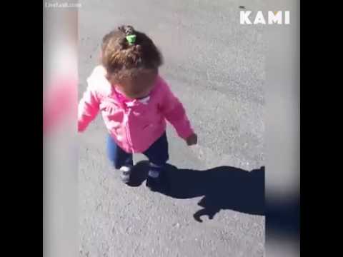 Youtube: Babys haben Angst vor Schatten