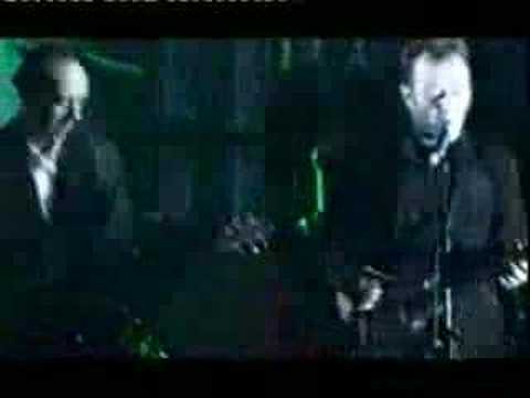 Youtube: JOE STRUMMER & MICK JONES LIVE 2002