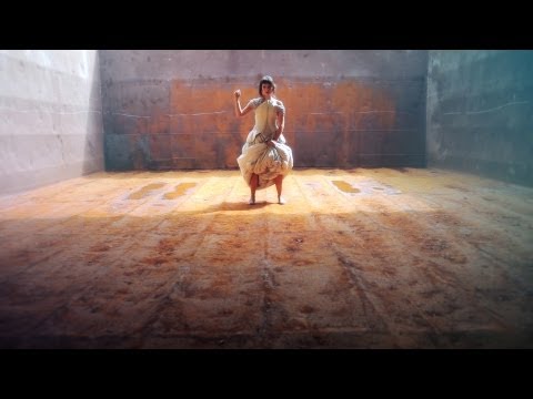 Youtube: Parov Stelar - The Princess (Official Video)