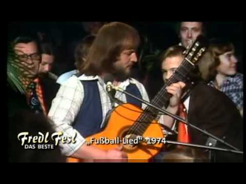 Youtube: Fredl Fesl - Fussball-Lied 1976