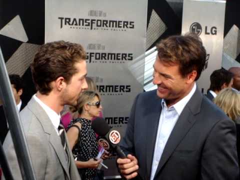 Youtube: Shia Labeouf - Transformers 2 Premiere