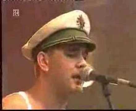 Youtube: The Bates - Be My Baby (Live Taubertal Openair)