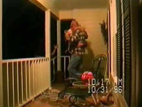 Youtube: Famous Scarecrow on the Porch gets Punched - Original Video Released