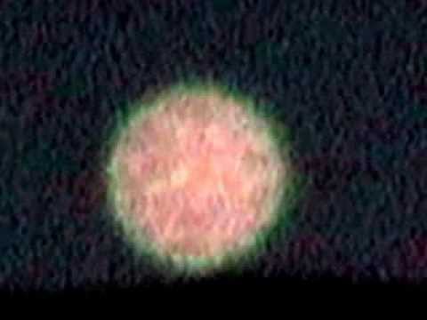 Youtube: MORPHING UFO AT LOW ALTITUDE OVER LOS ANGELES AREA