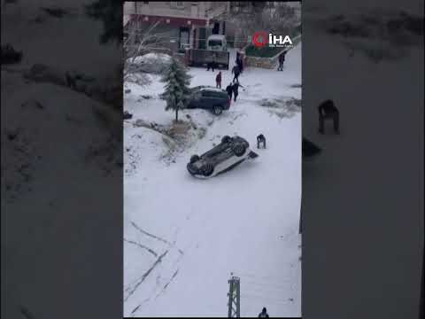 Youtube: Malatya’da kayan bir araç, başka bir araca çarparak onu devirdi