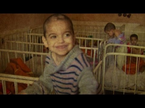 Youtube: Vor 20 Jahren: Die verlorenen Kinder von Cighid | SPIEGEL TV