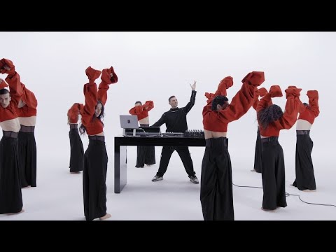 Youtube: Gabry Ponte - Tutta L'Italia (Official Video)