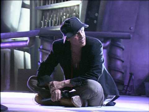 Youtube: Adriano Celentano - Il ragazzo della via Gluck -Live Berlino/Official Video/Parole in descrizione