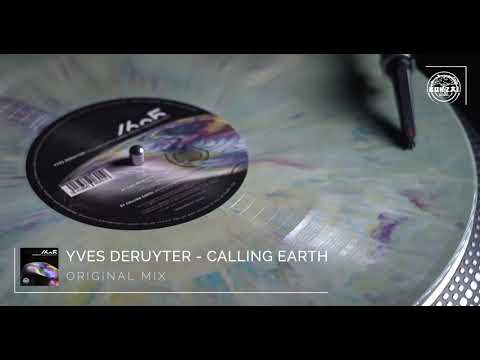 Youtube: Yves Deruyter - Calling Earth (Original Mix)