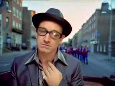 Youtube: U2 - The Sweetest Thing