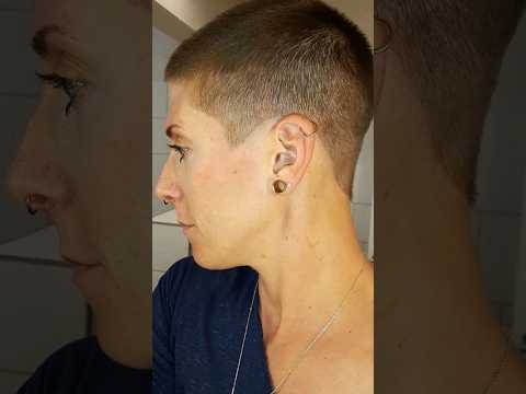Youtube: ich habe mir einen neuen schnitt verpasst. die seiten 3mm mit einen übergang nach oben 9mm.#buzzcut